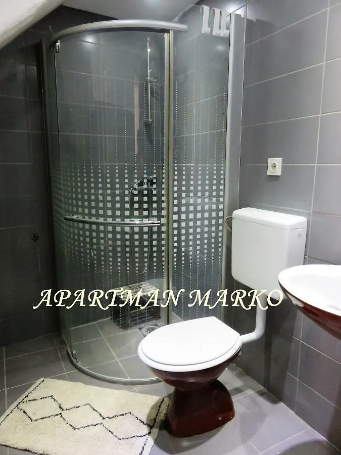 Apartament Cres 0*,